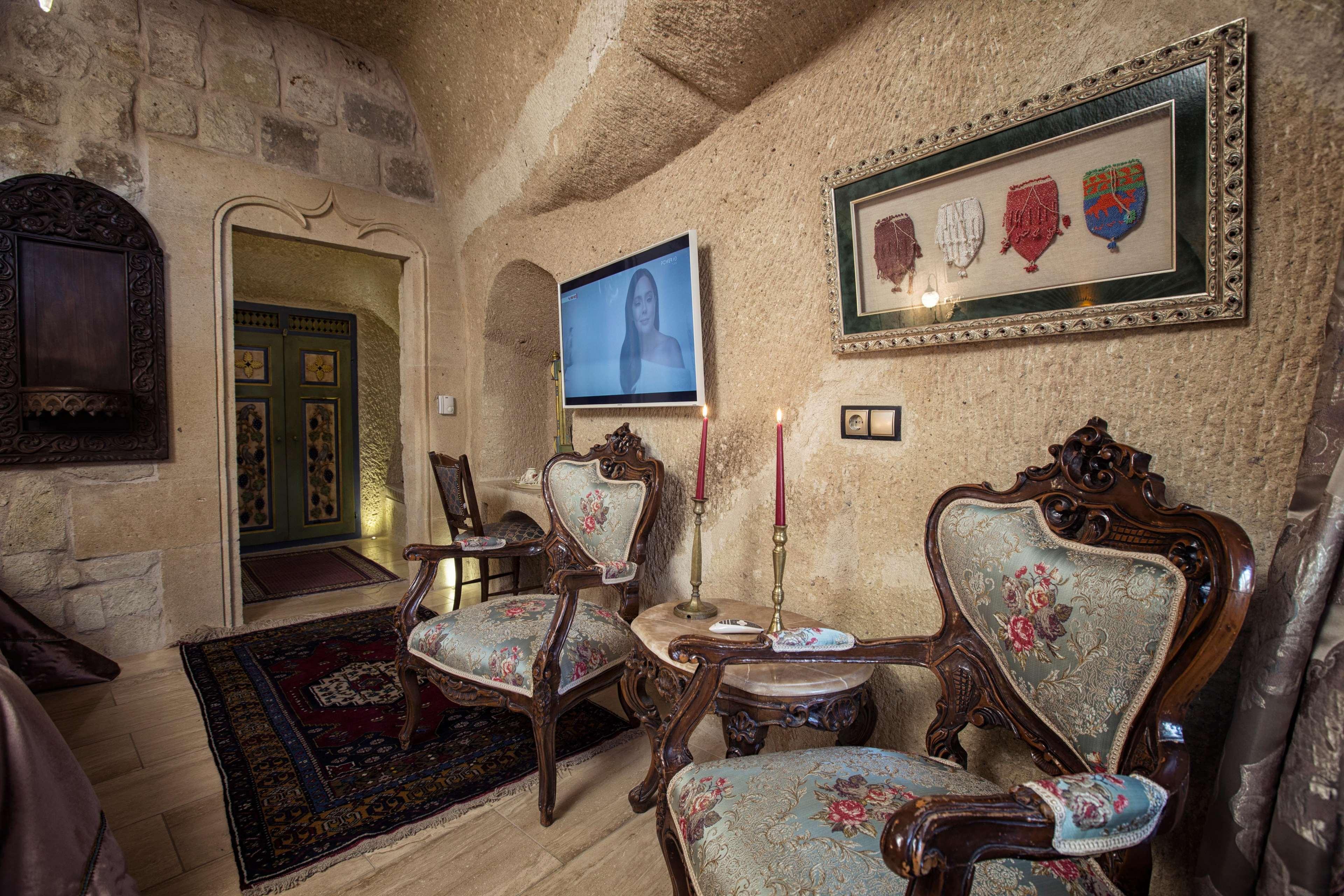 Elika Cave & 5* Goreme